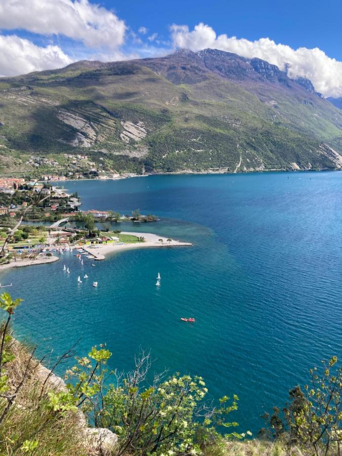 Outdooredo Garda Torbole Torbole Sul Garda Exterior photo